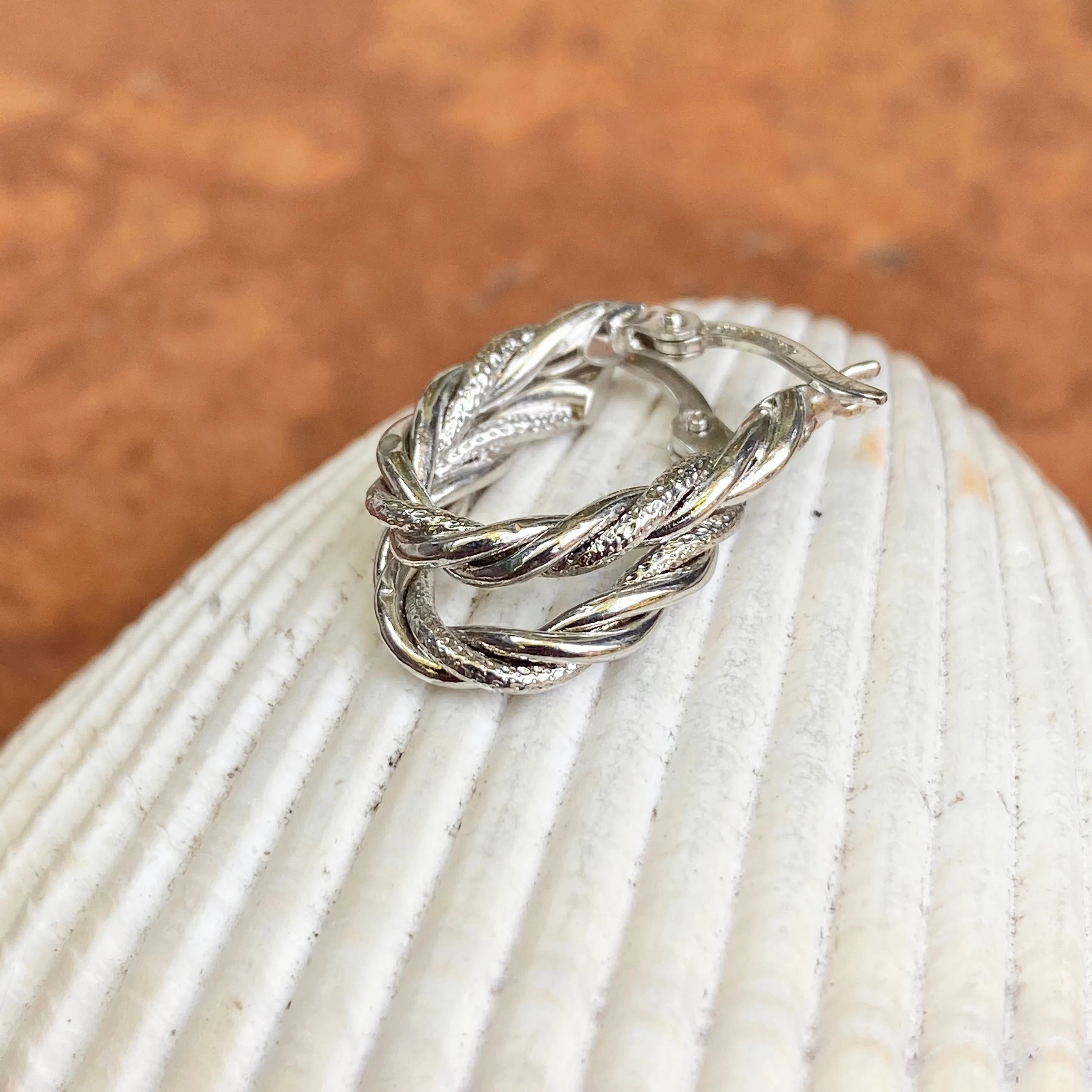10KT White Gold Diamond-Cut   Polished Twisted Oval Hoop Earrings