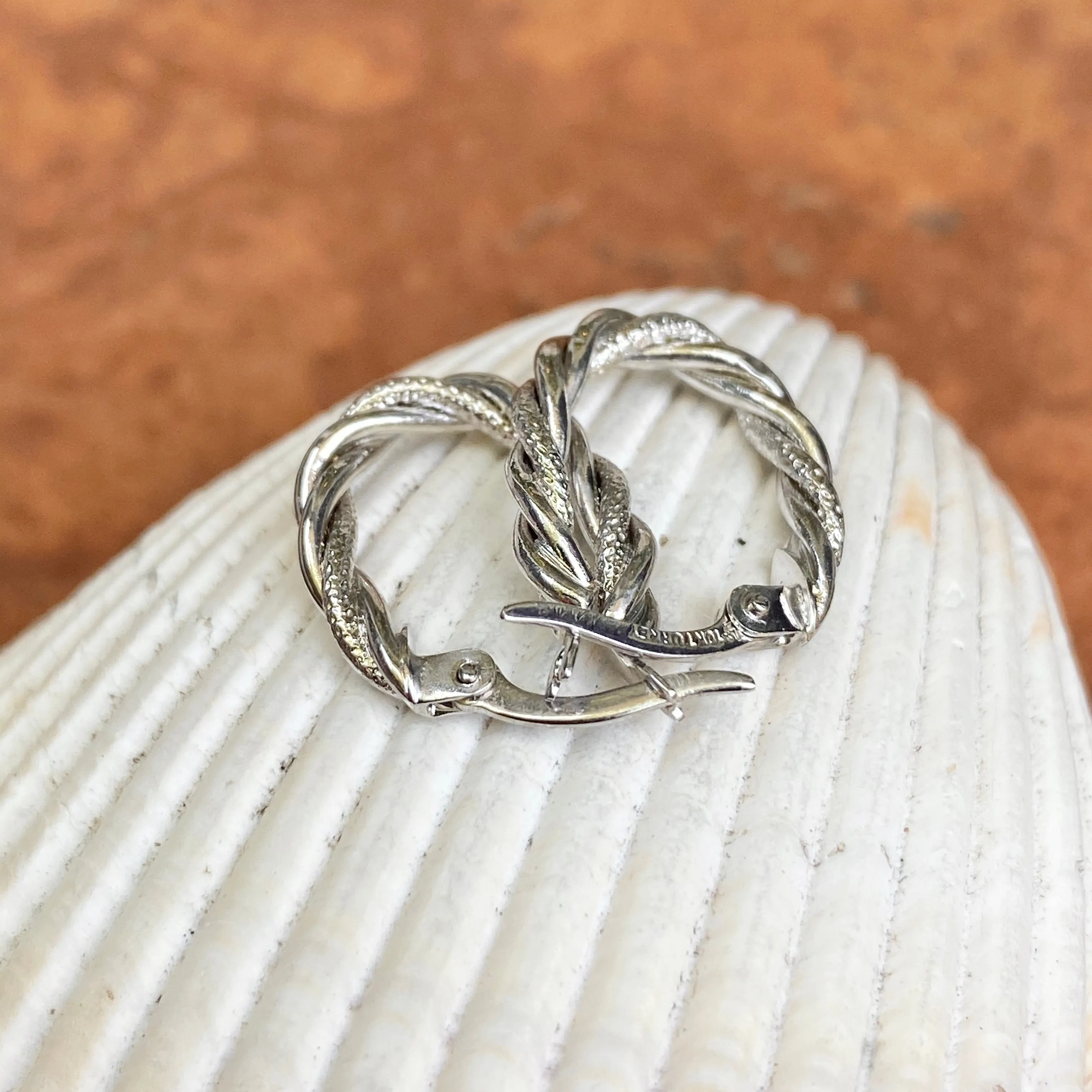 10KT White Gold Diamond-Cut   Polished Twisted Oval Hoop Earrings