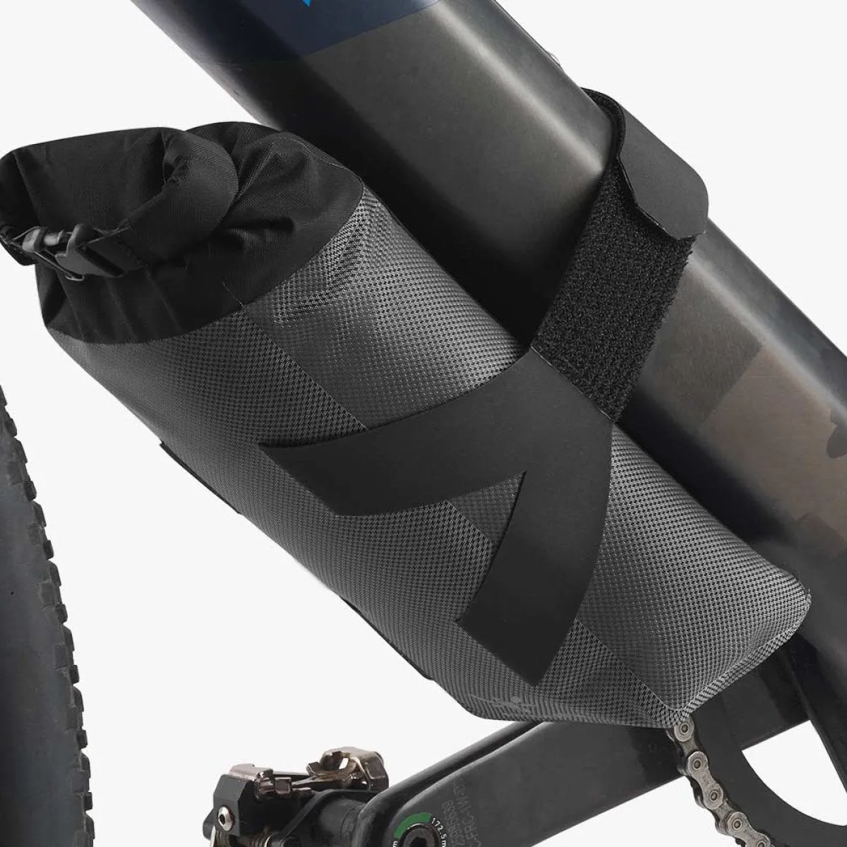 Apidura E-Bike 1.6L Charger Pack