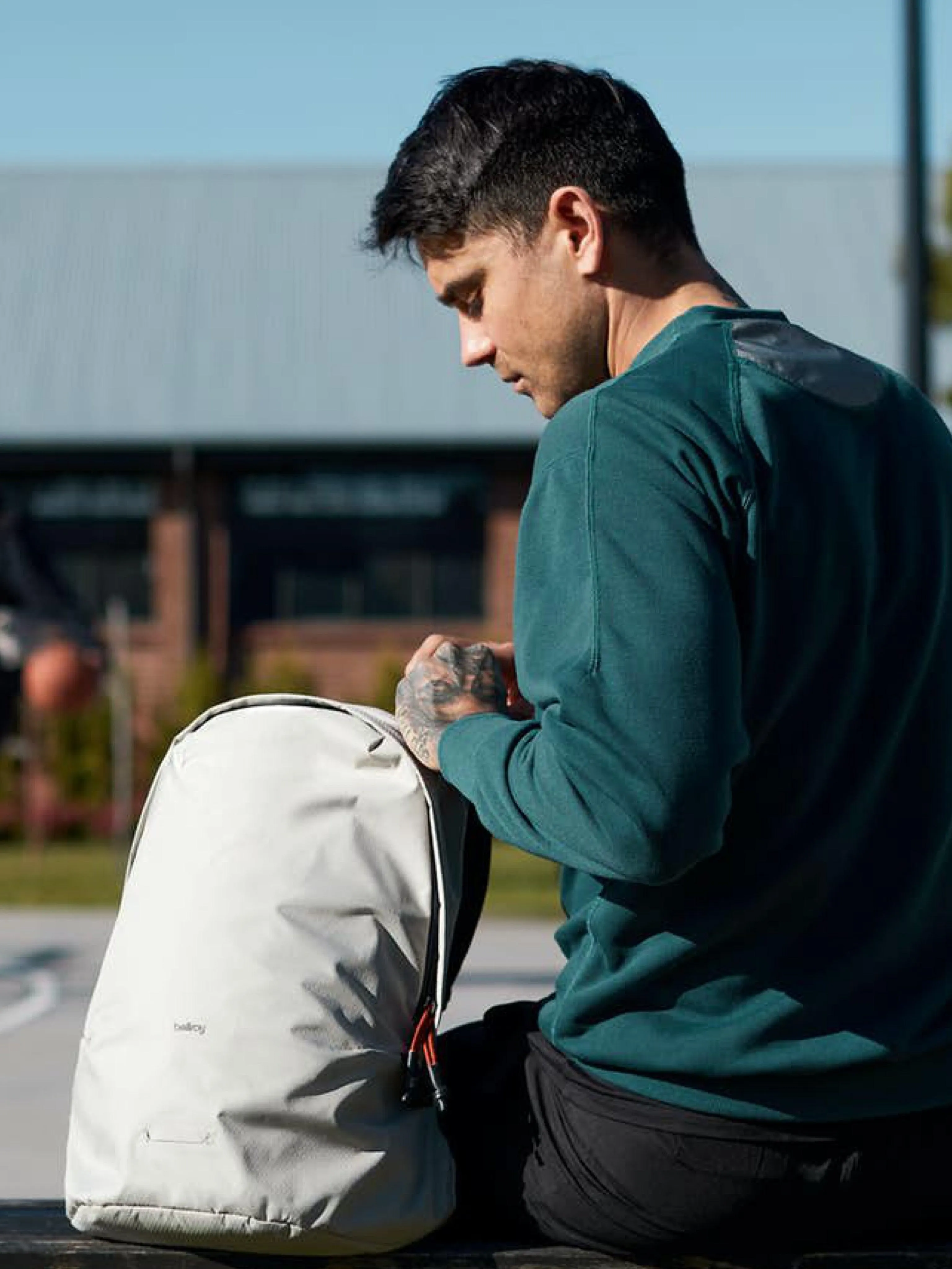 Bellroy Lite Daypack Chalk (Leather Free)