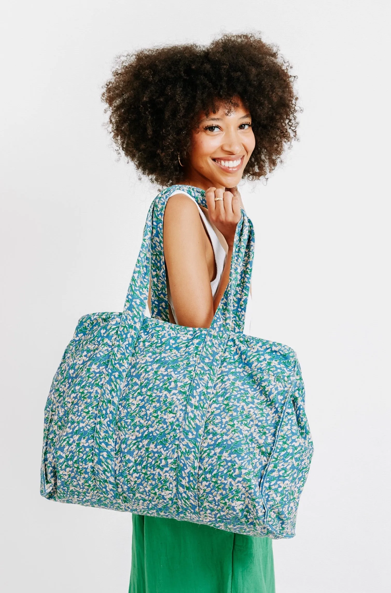 Canvas City Tote in Blueberry