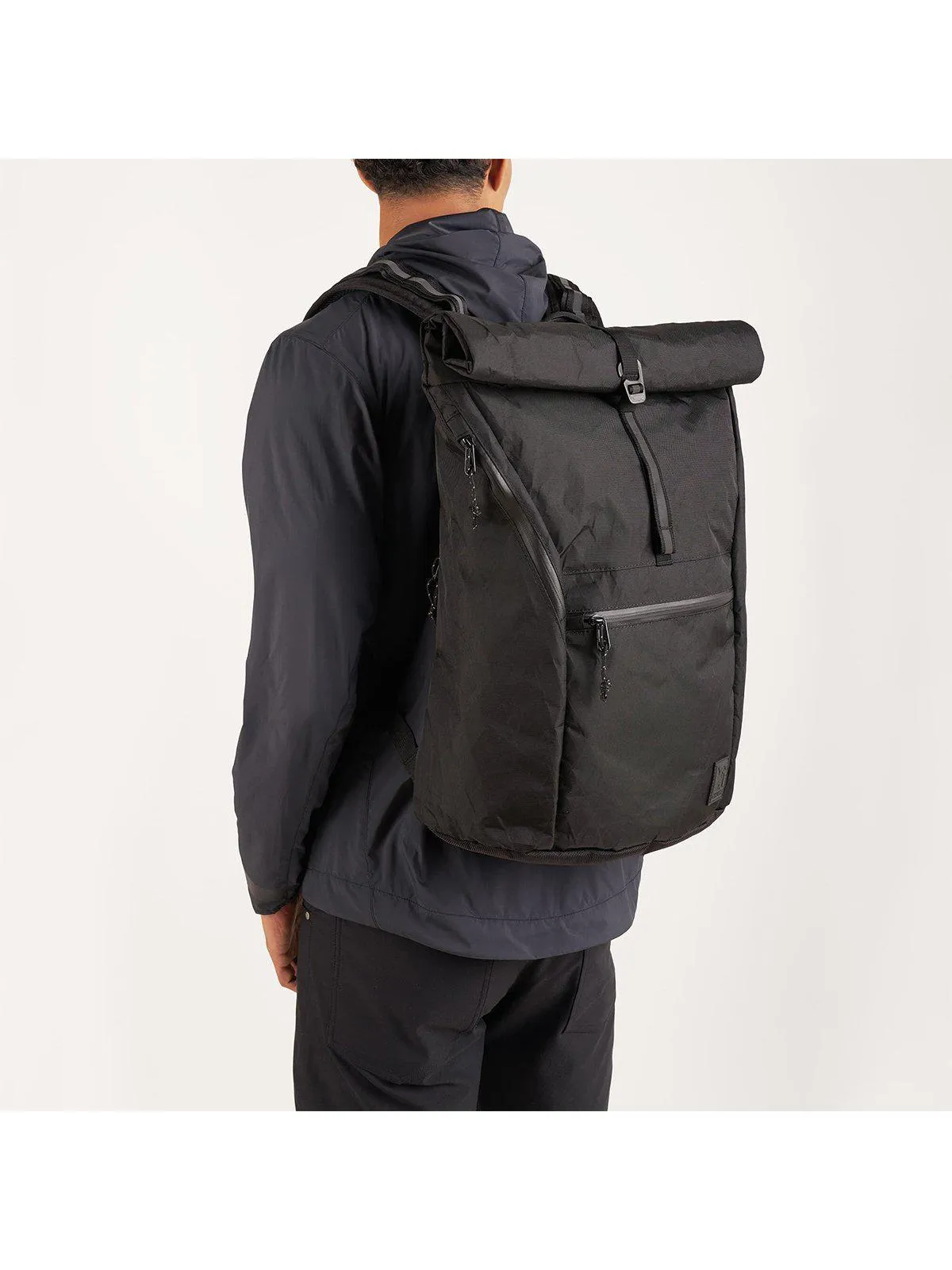 Chrome Industries BLCKCHRM 22X Yalta 3.0