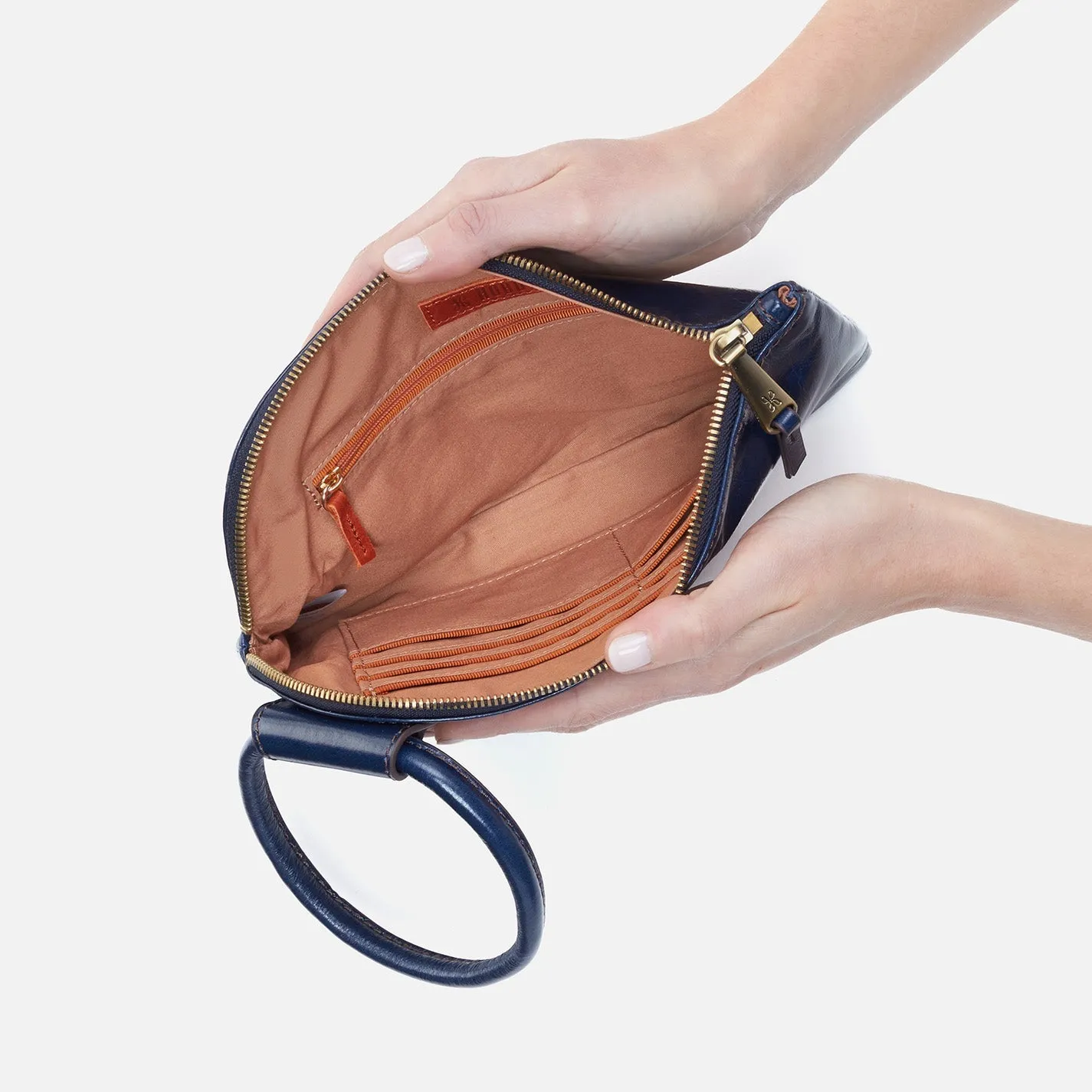 Hobo Sable Wristlet