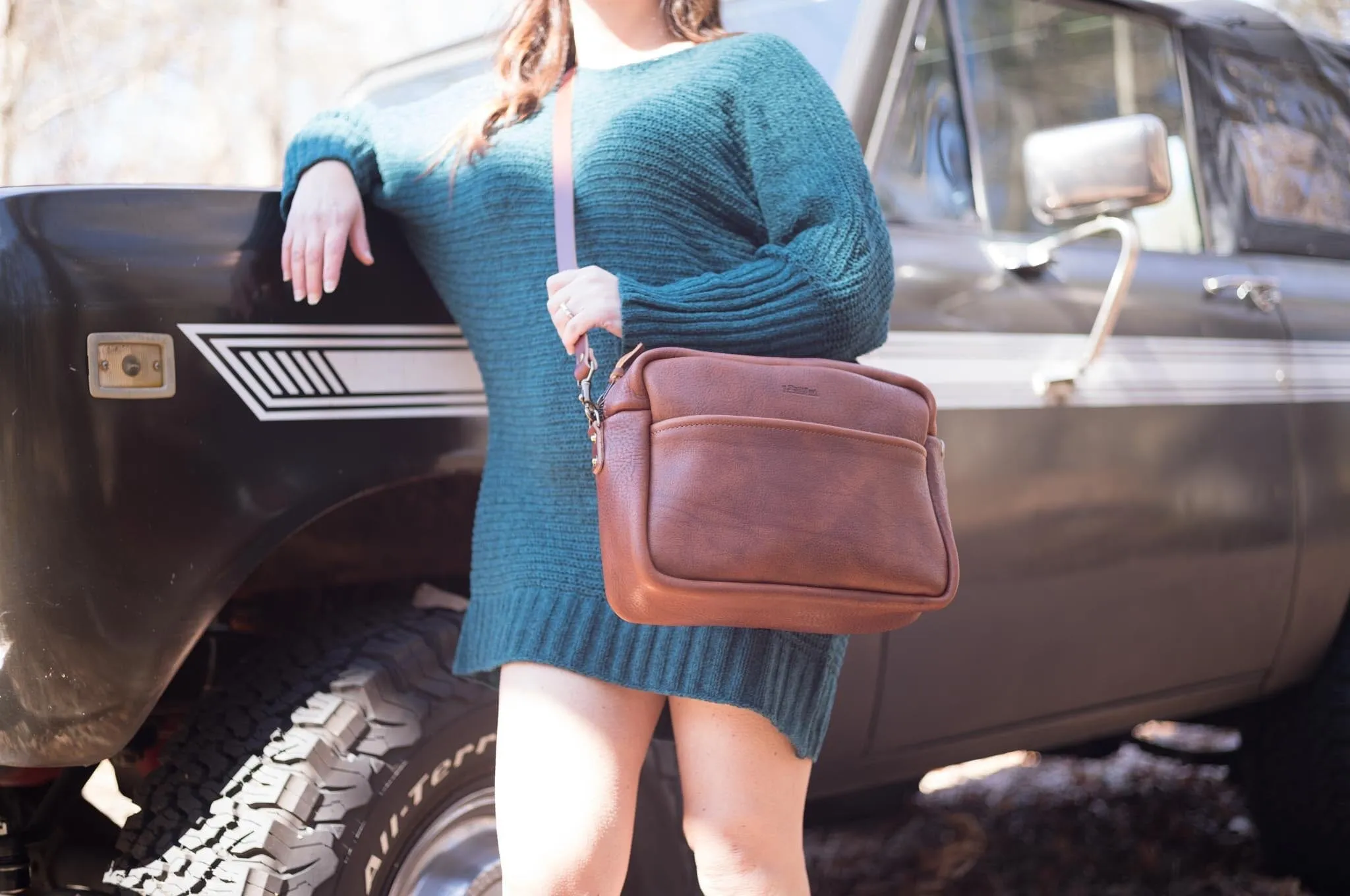 SARAH LEATHER CROSSBODY - LARGE - TANGERINE BISON