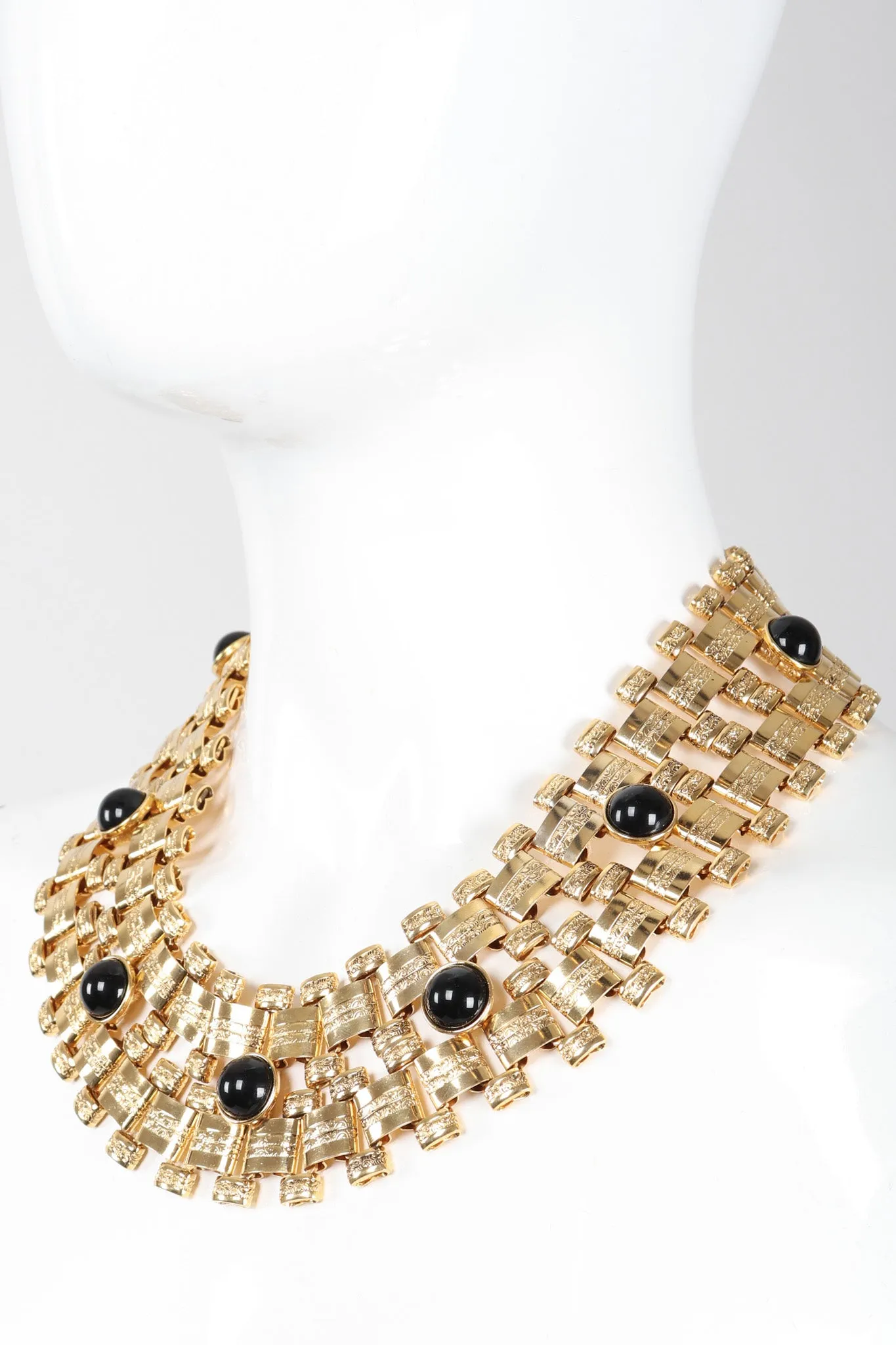 Wide Cabochon Chain Collar