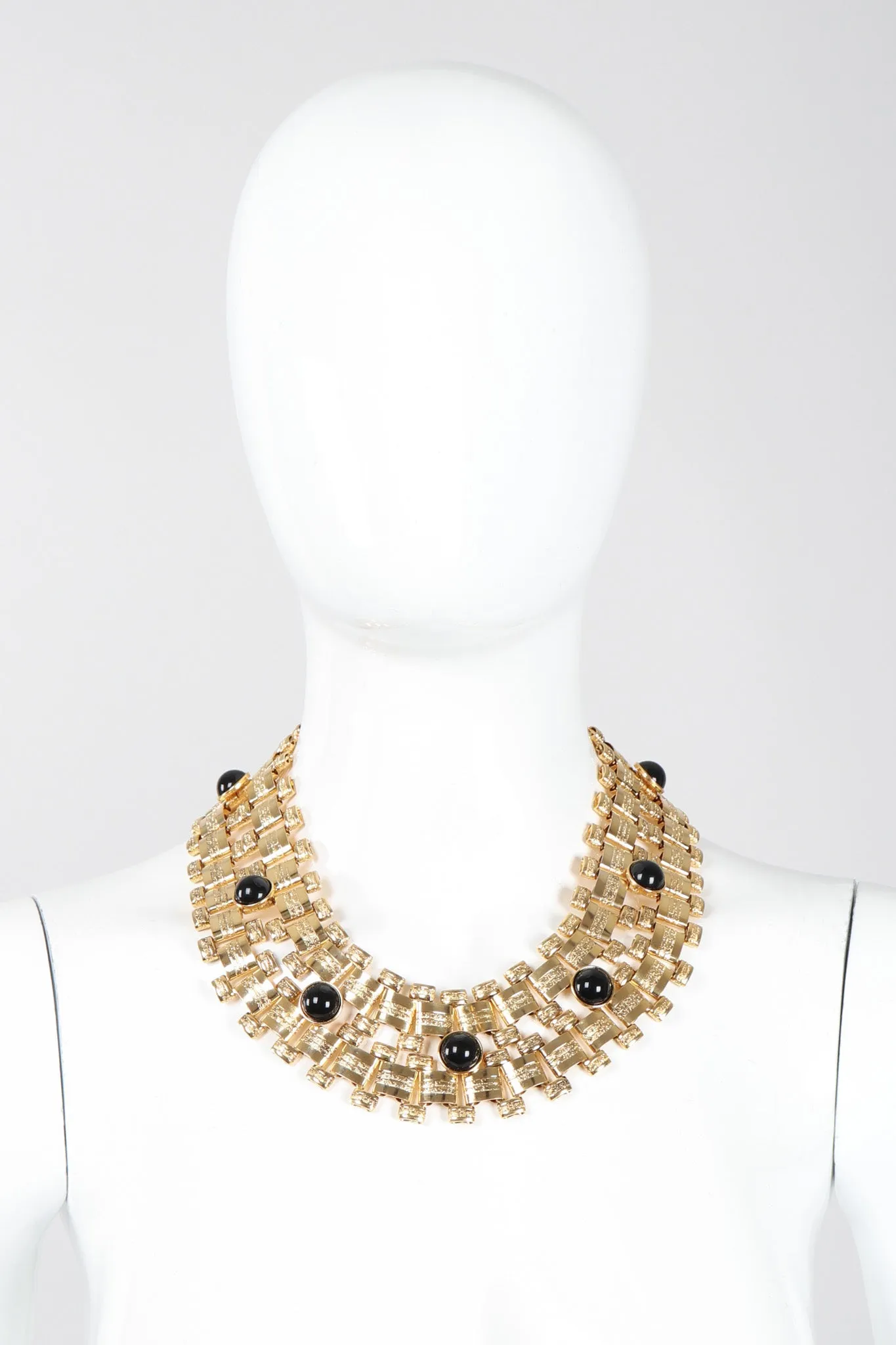 Wide Cabochon Chain Collar
